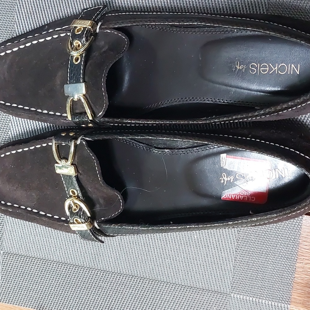 Brown Nickels Soft Shoes Sz 9.